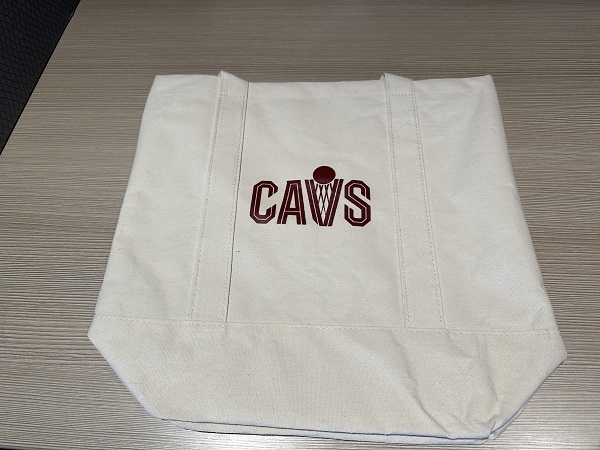 Cleveland Cavaliers tote bag